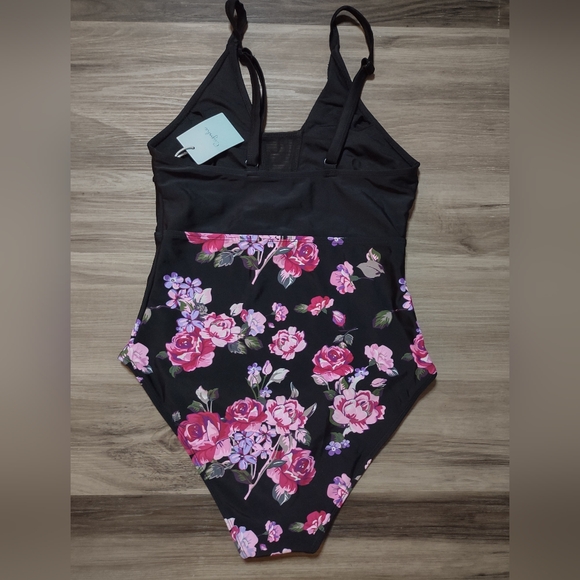 Cupshe - Picture 2 of 3